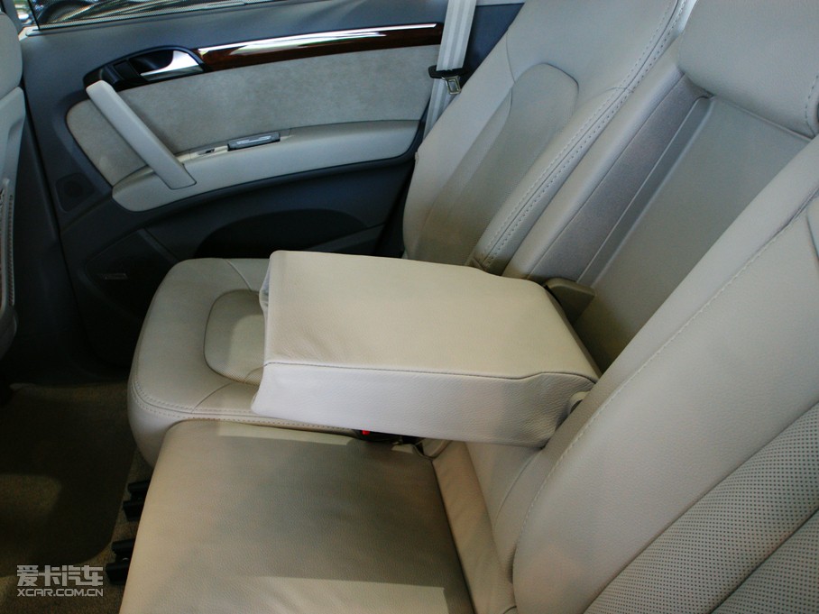 2010WQ7 3.6 FSI quattro g