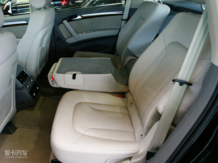 2010WQ7 3.6 FSI quattro g