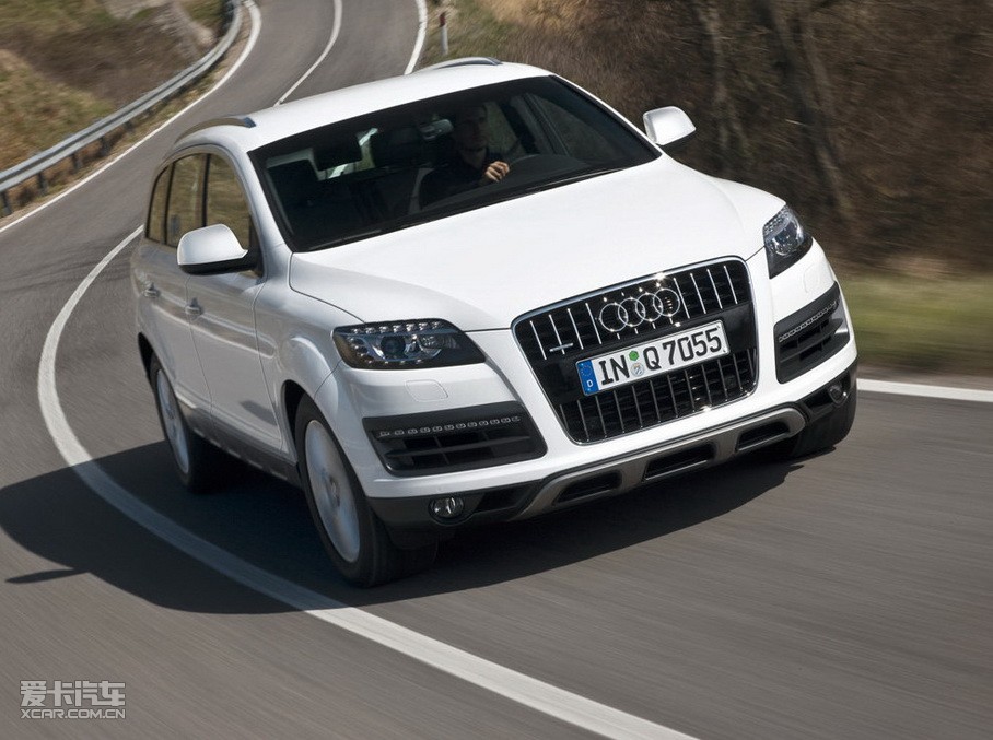 2010WQ7 3.6 FSI quattro A