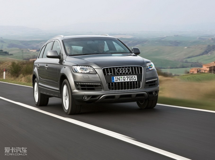 2010WQ7 3.6 FSI quattro A