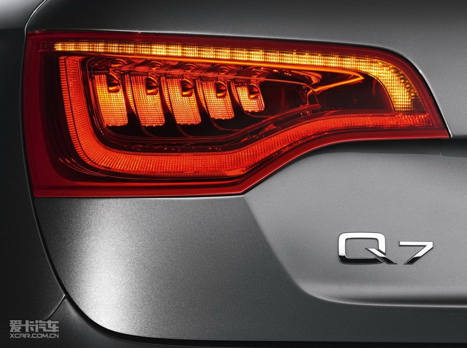 2010?yun)WQ7 3.6 FSI quattro A