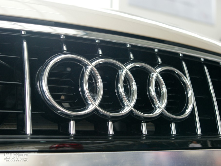 2011?yun)WQ7 3.0TFSI ͸߹ʰ