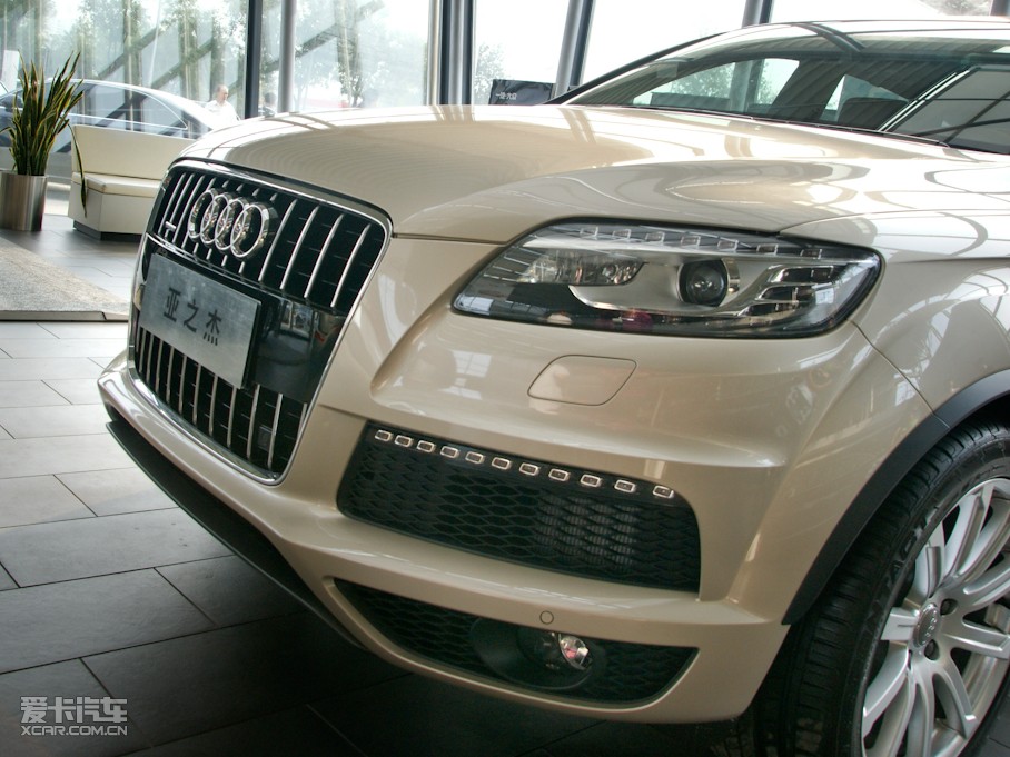 2011?yun)WQ7 3.0TFSI ͸߹ʰ