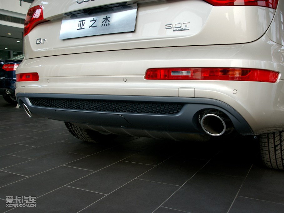 2011WQ7 3.0TFSI ͸߹ʰ