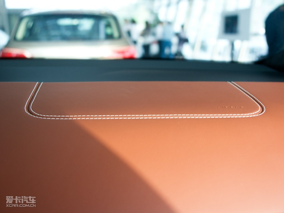 2011?yun)WQ7 3.0TFSI ͸߹ʰ