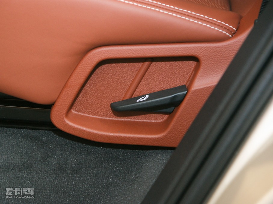 2011��W��Q7 3.0TFSI �����͸߹��ʰ�