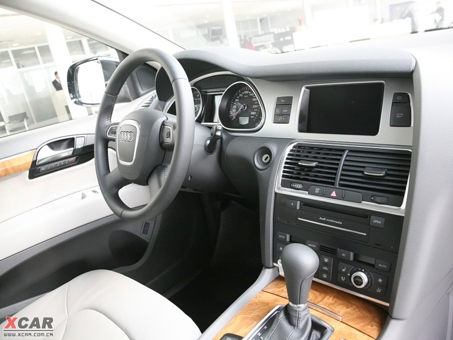 2010WQ7 3.6 FSI quattro A