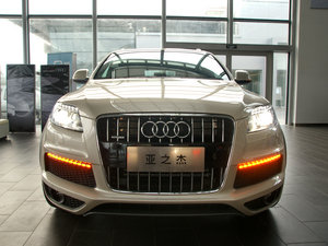 20113.0TFSI ͸߹ʰ w^