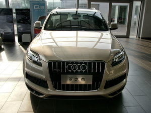 20113.0TFSI ͸߹ʰ w^