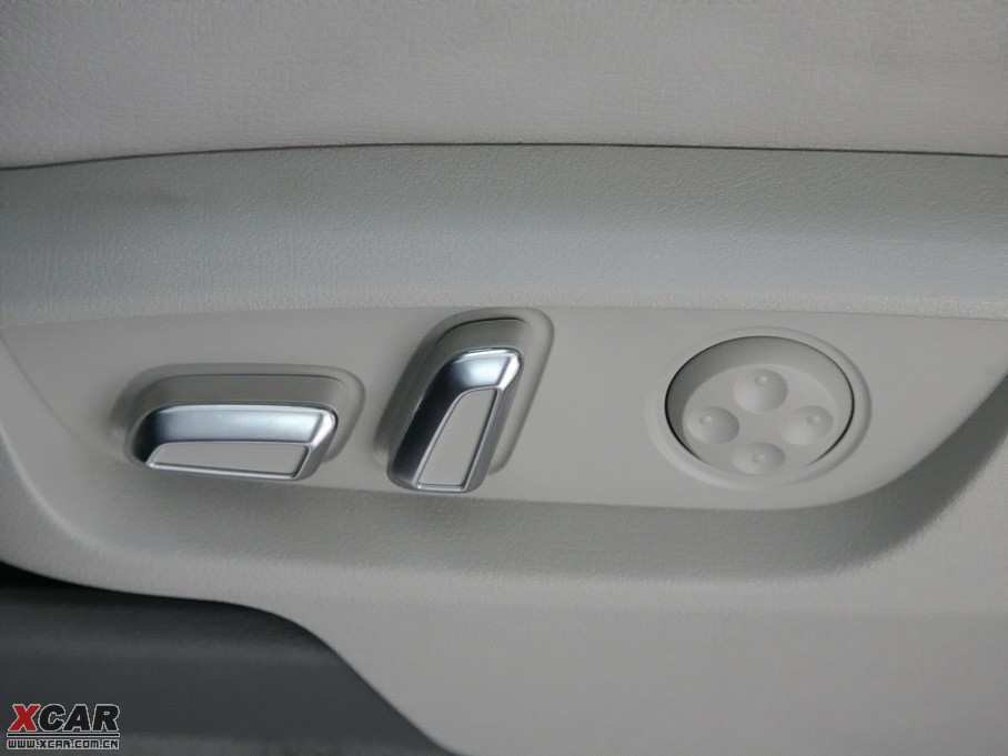 2010WQ7 3.6 FSI quattro A