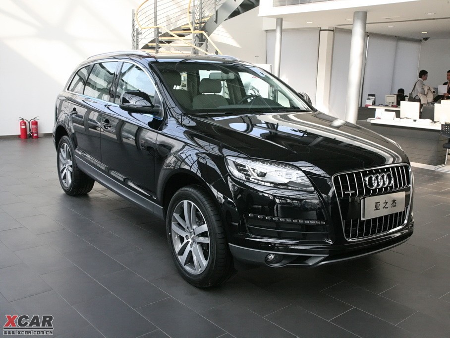 2010WQ7 3.6 FSI quattro A