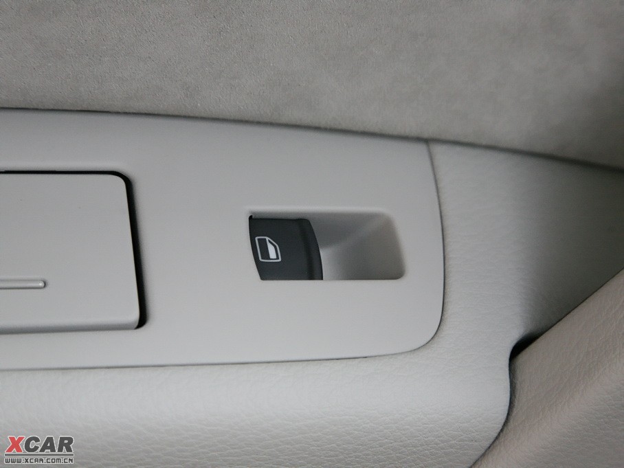 2010WQ7 3.6 FSI quattro A