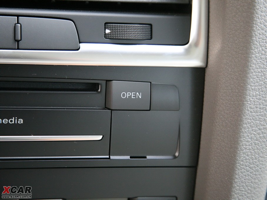 2010WQ7 3.6 FSI quattro A