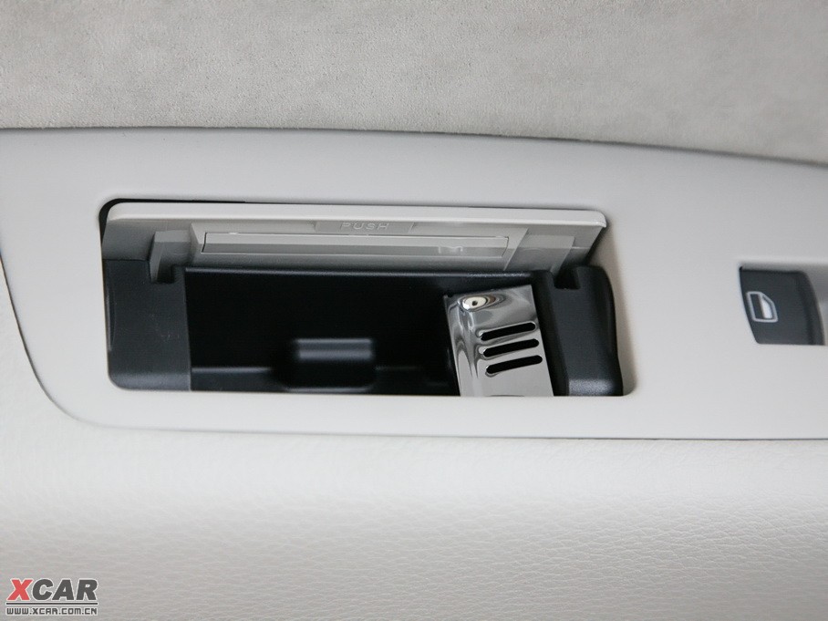 2010WQ7 3.6 FSI quattro A