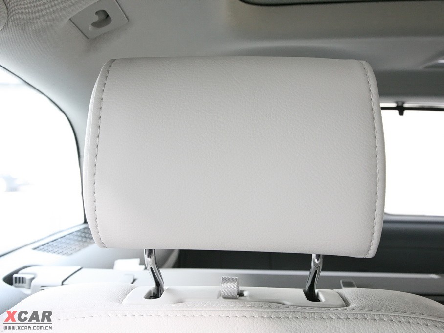 2010WQ7 3.6 FSI quattro A