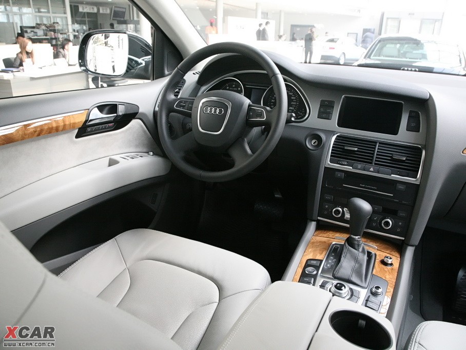 2010WQ7 3.6 FSI quattro A