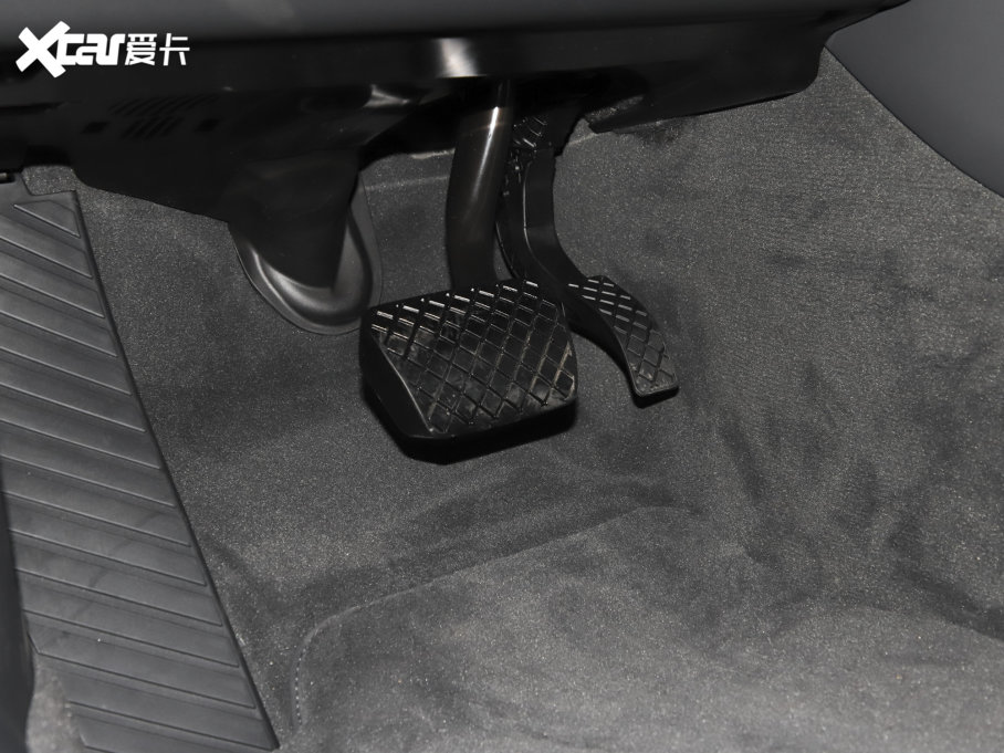 2023WA8 A8L 50 TFSI quattro x