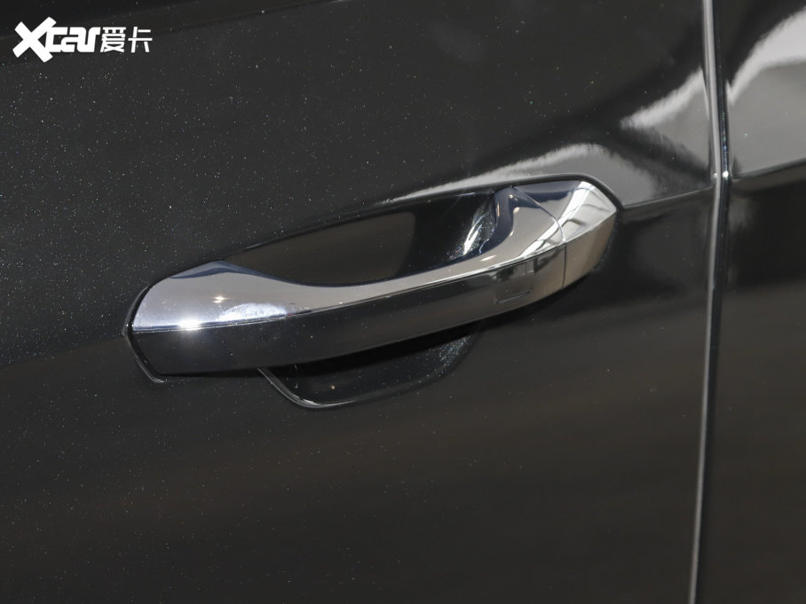 2023WA8 A8L 55 TFSI quattro Ş