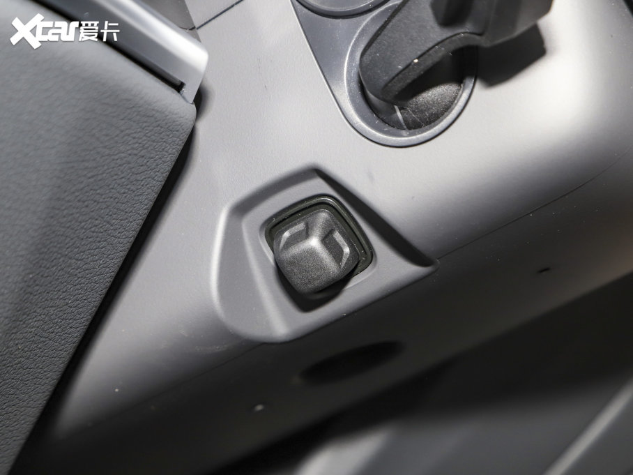 2023WA8 A8L 55 TFSI quattro Ş