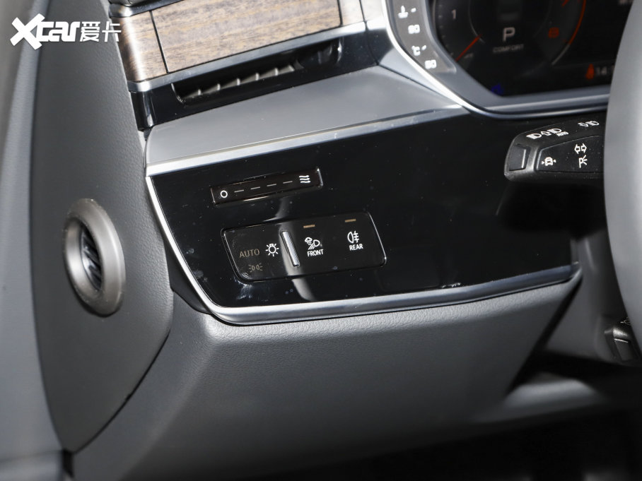 2023?yun)WA8 A8L 55 TFSI quattro Ş