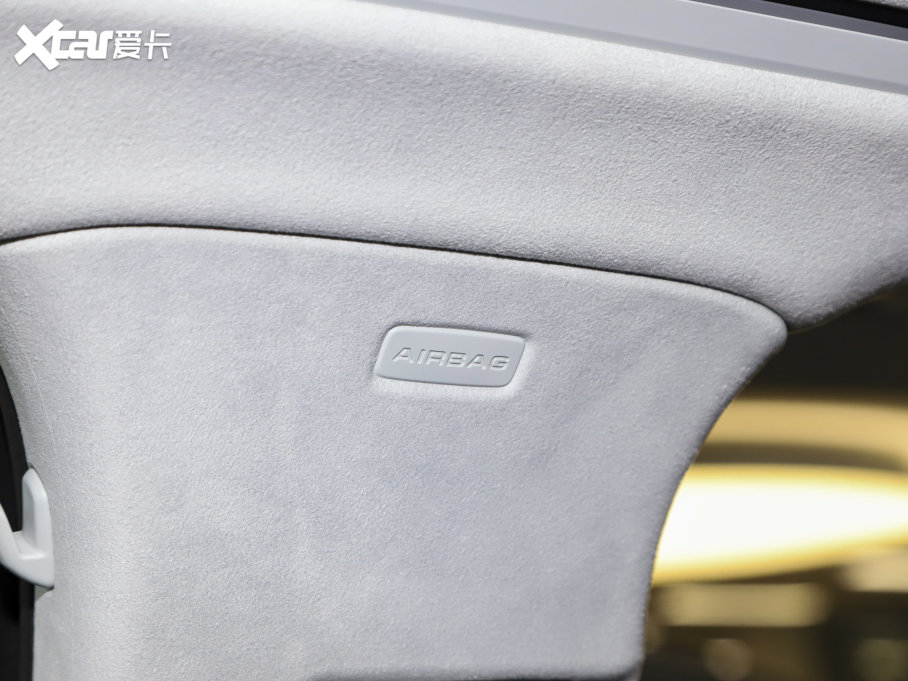 2023WA8 A8L 55 TFSI quattro Ş