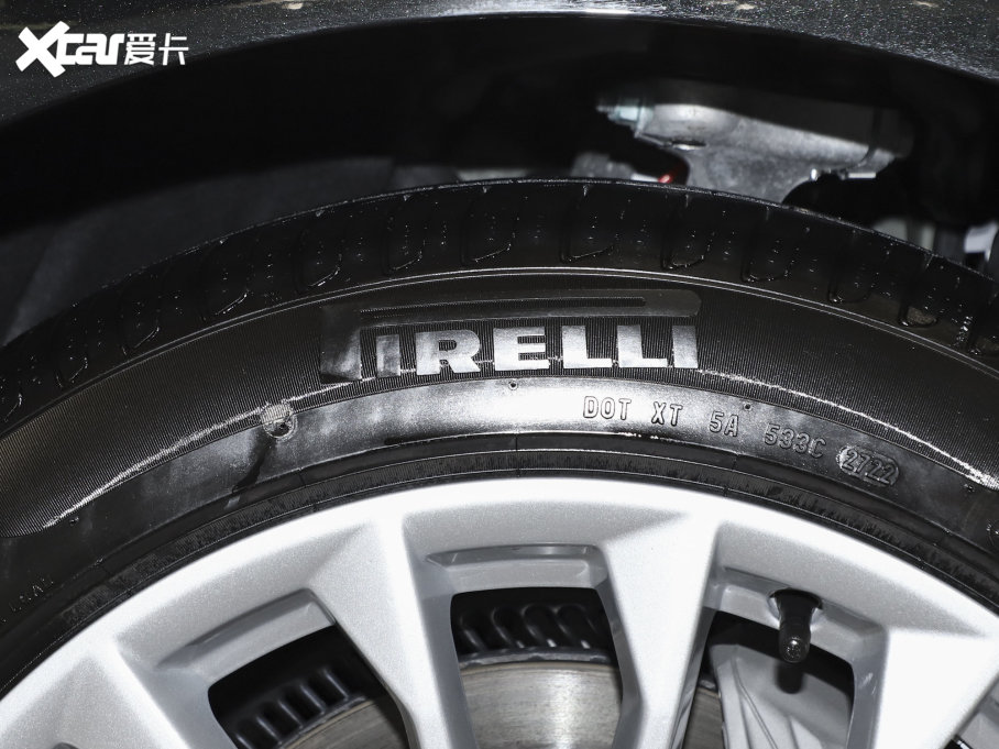 2023WA8 A8L 45 TFSI quattro A