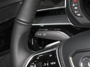 2023A8L 50 TFSI quattro x п؅^