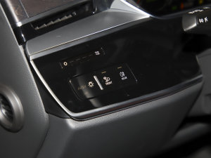 2023A8L 50 TFSI quattro x п؅^