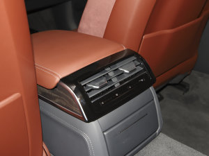 2023A8L 50 TFSI quattro x п؅^