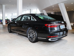 2023A8L 55 TFSI quattro 콢 45