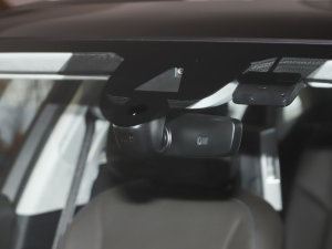 2023A8L 55 TFSI quattro Ş ^