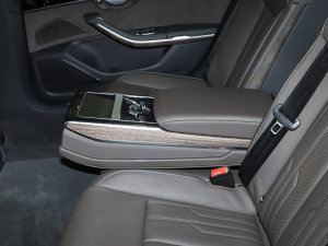 2023A8L 55 TFSI quattro Ş 