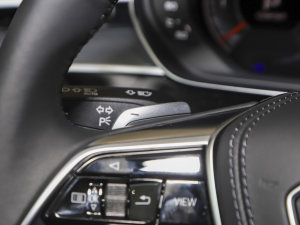 2023A(y)8L 55 TFSI quattro Ş п؅^(q)