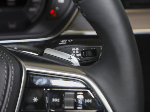 2023A(y)8L 55 TFSI quattro Ş п؅^(q)