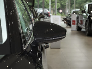 2023A(y)8L 45 TFSI quattro A (x)(ji)^