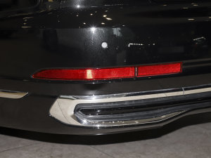 2023A(y)8L 45 TFSI quattro A (x)(ji)^