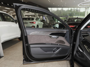 2023A(y)8L 45 TFSI quattro A {λ܇T