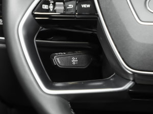 2023A8L 45 TFSI quattro A п؅^