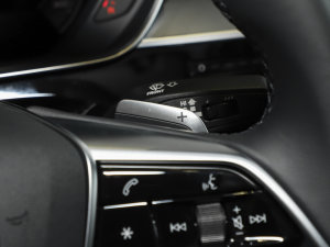 2023A8L 45 TFSI quattro A п؅^