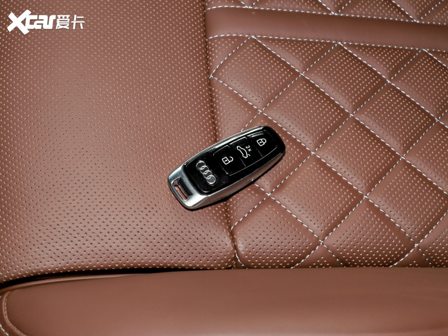 2023?yun)WS8 S8L 4.0TFSI quattro