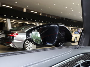 2023S8L 4.0TFSI quattro ^