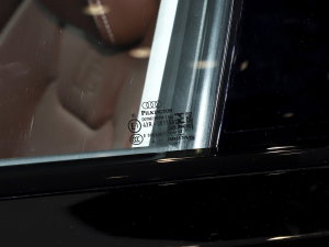 2023S8L 4.0TFSI quattro ^