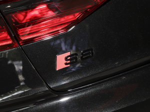 2023S8L 4.0TFSI quattro (x)(ji)^