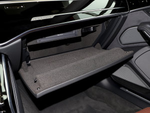 2023S8L 4.0TFSI quattro 