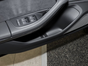 2023S8L 4.0TFSI quattro Tg