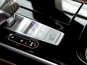 2023S8L 4.0TFSI quattro v܇Ƅ