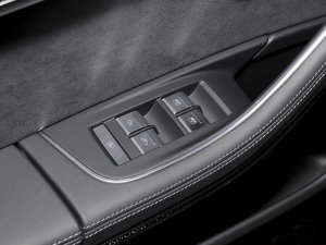 2023S8L 4.0TFSI quattro ܇ƅ^