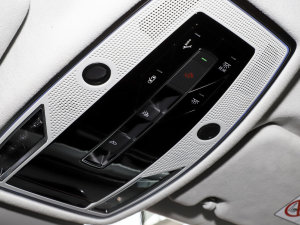 2023S8L 4.0TFSI quattro п؅^(q)