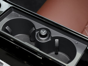 2023S8L 4.0TFSI quattro п؅^