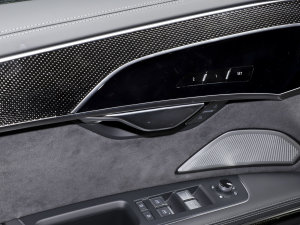 2023S8L 4.0TFSI quattro п؅^